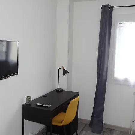 Apartment Grand T3/t4 Proche Des Berges Du Cher Montlucon