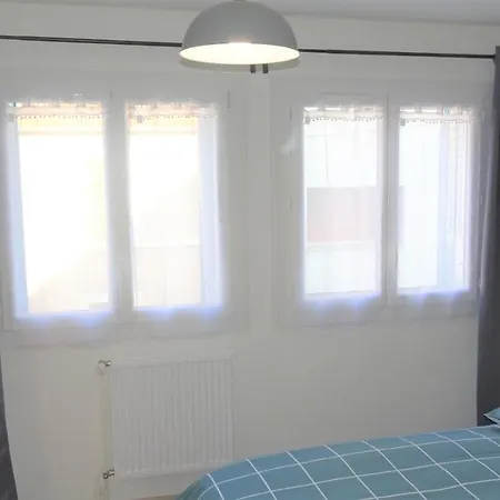 Grand T3/t4 Proche Des Berges Du Cher Apartment Montlucon